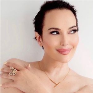 Meet your Posher, Teresa